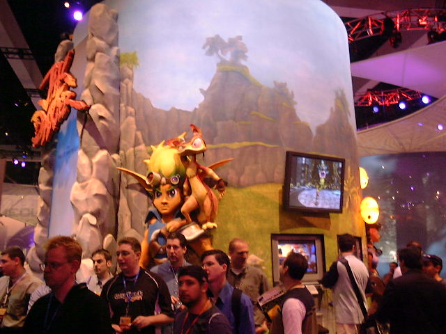 Naughty Dog's Jak and Daxter booth — those towering sculptures were impossible to miss on the PS2 floor.